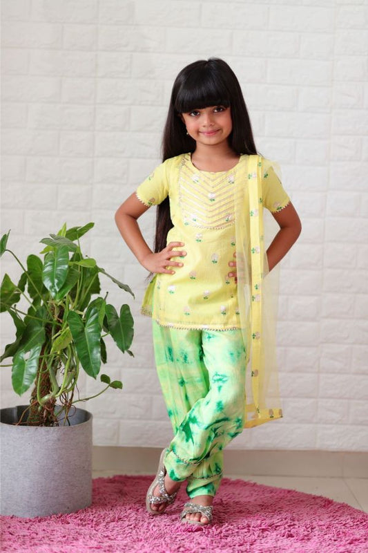Chanderi Kurta with Batik Print Dhoti - Kirti Agarwal