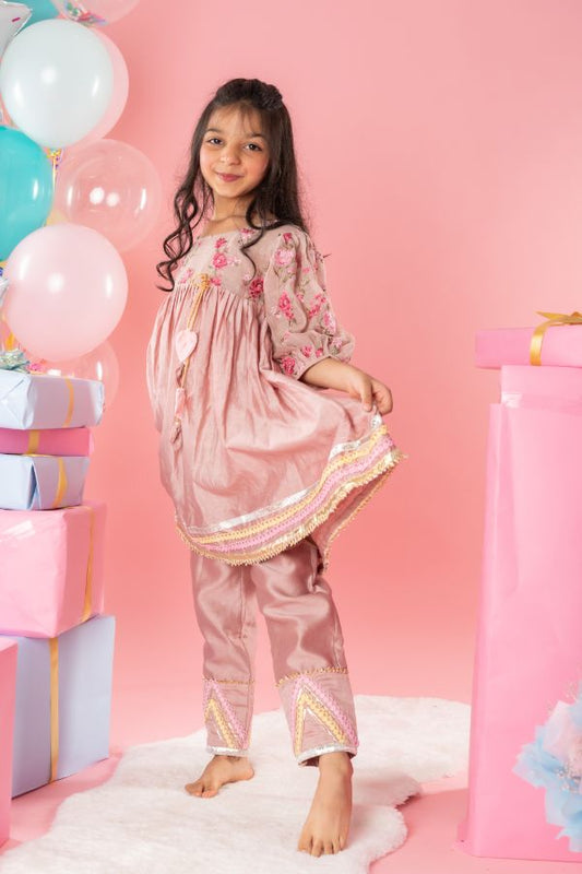 Lace Work And Pleated Kurti With brown Pant - Kirti Agarwal