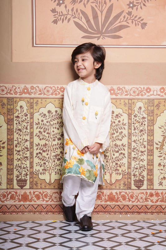 Boys Lotus Embroidered Kurta Set with Elasticated Pyjama