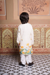 Boys Lotus Embroidered Kurta Set with Elasticated Pyjama