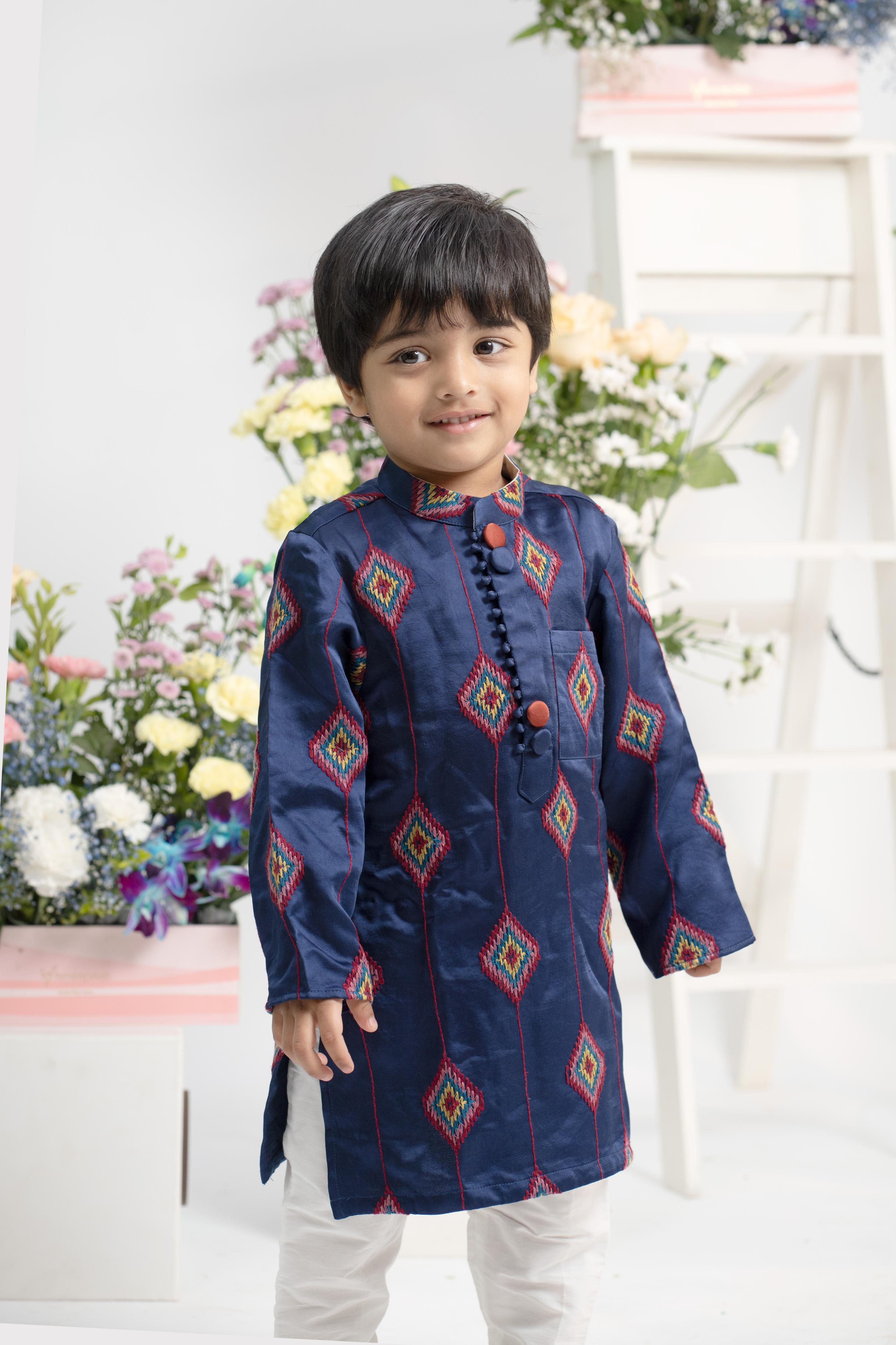 Kids wedding purple kurta pyjama set by Kirti Agarwal
