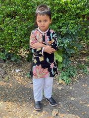 Stylish Floral Kurta With Patch Pocket Detail And Pyjama