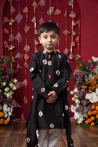 Black Ethnic Kurta Set for Boys with Elegant Embroidery - Kirti Agarwal