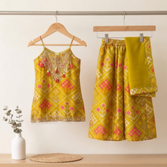 Elegant Green Hand work Silk Kurta Set with Flared Palazzo & Organza Dupatta