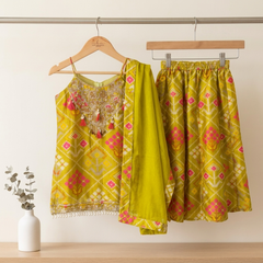 Elegant Green Hand work Silk Kurta Set with Flared Palazzo & Organza Dupatta