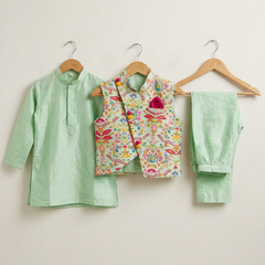 Kurta with stylish embroidered Bandi