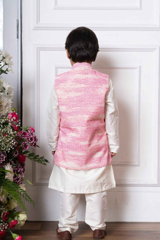 Off White Kurta With Embroidered Jacket And Pyjama - Kirti Agarwal