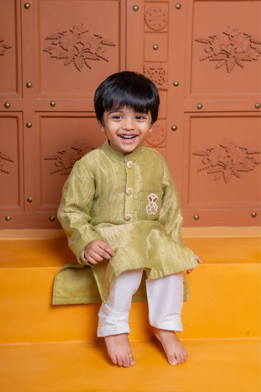 Ethnic Kurta With Pyjama & Shimmery Embroidered Sleeveless Kurti with Palazzo