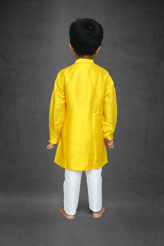  Embroidered Half Jacket Kurta And Pyjama - Kirti Agarwal