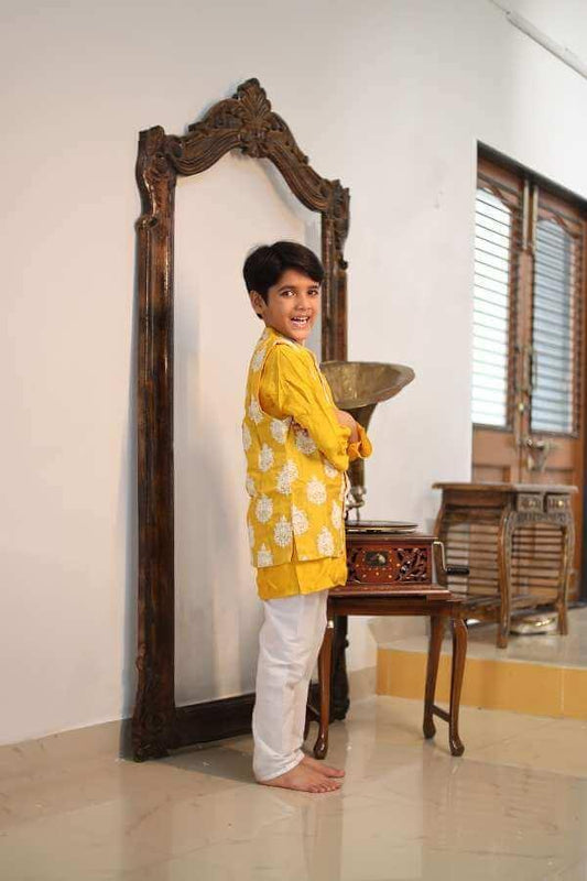 Thread Embroidered Asymmetric Jacket With Kurta And Pyjama - Kirti Agarwal